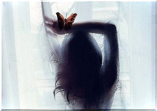 woman-with-butterfly